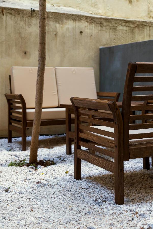 Lykabettus Gem With Yard And Parking Διαμέρισμα Αθήνα Εξωτερικό φωτογραφία
